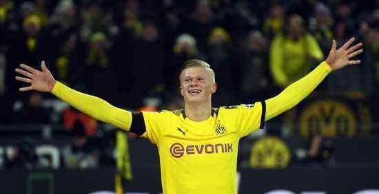  哈兰德连续五场进球刷新纪录